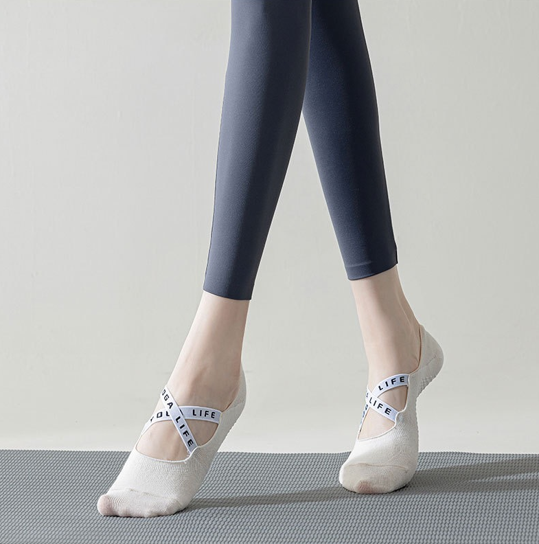 Women’s Summer Yoga Socks – Non-Slip Pilates & Dance Grip Socks for Beginners, Indoor Fitness & Studio Training