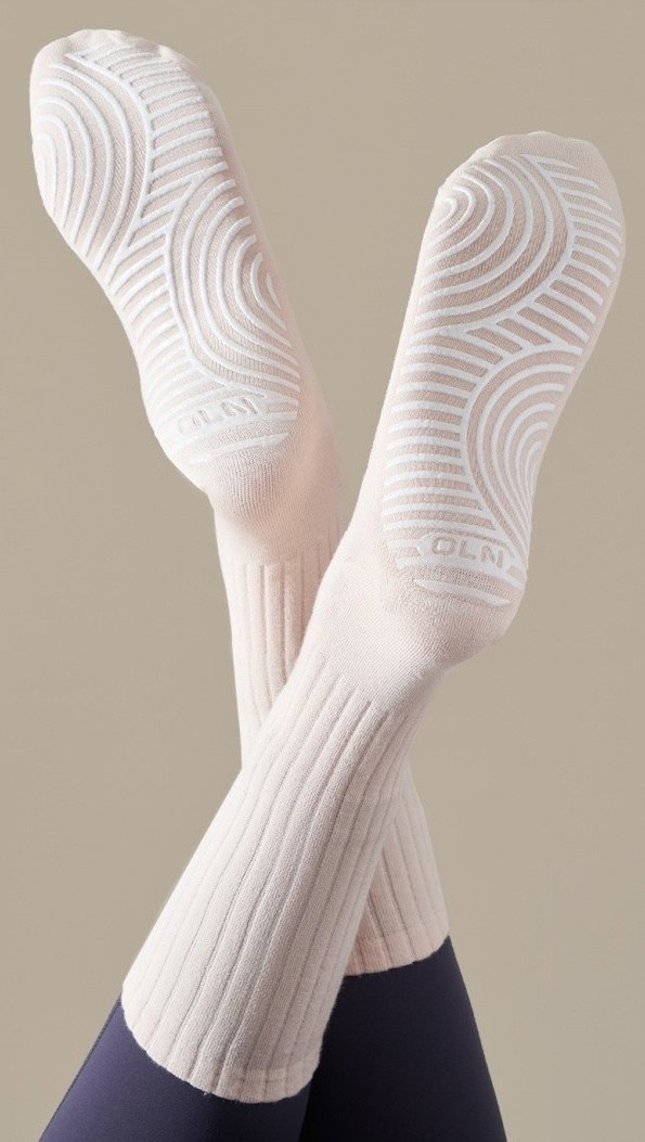 Women’s Yoga Long Socks – Seamless Non-Slip Mid-Calf Grip Socks for Pilates & Fitness, Fresh Colors for Spring & Summer