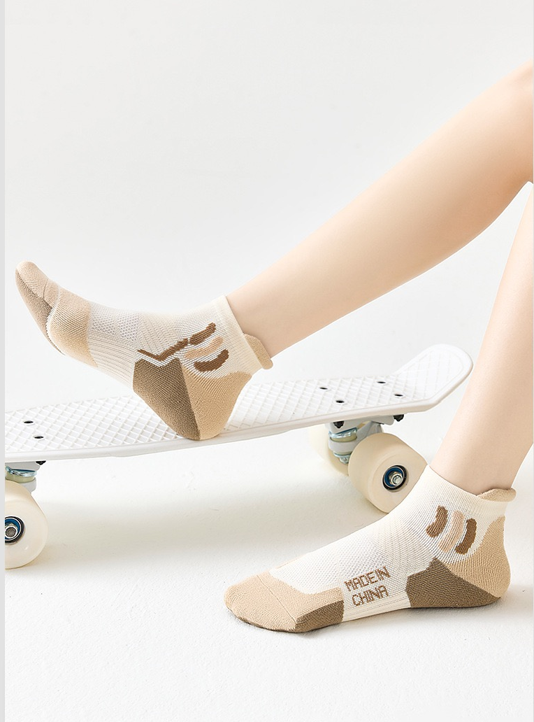 Women’s Running Socks – Summer Short Sports Socks with Terry Cushion, Sweat-Wicking & Odor Control for Running & Badminton