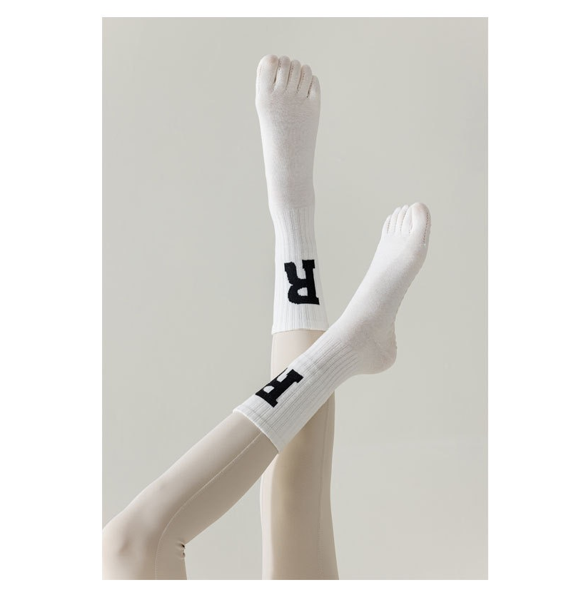 Women’s Yoga Toe Socks – Five-Finger Anti-Slip Mid-Calf Socks for Pilates
