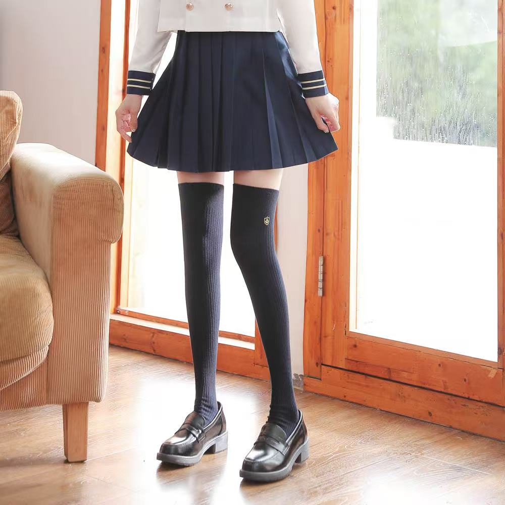 Student’s Over-the-Knee Long Socks – Combed Cotton High Tube Socks for Autumn & Winter
