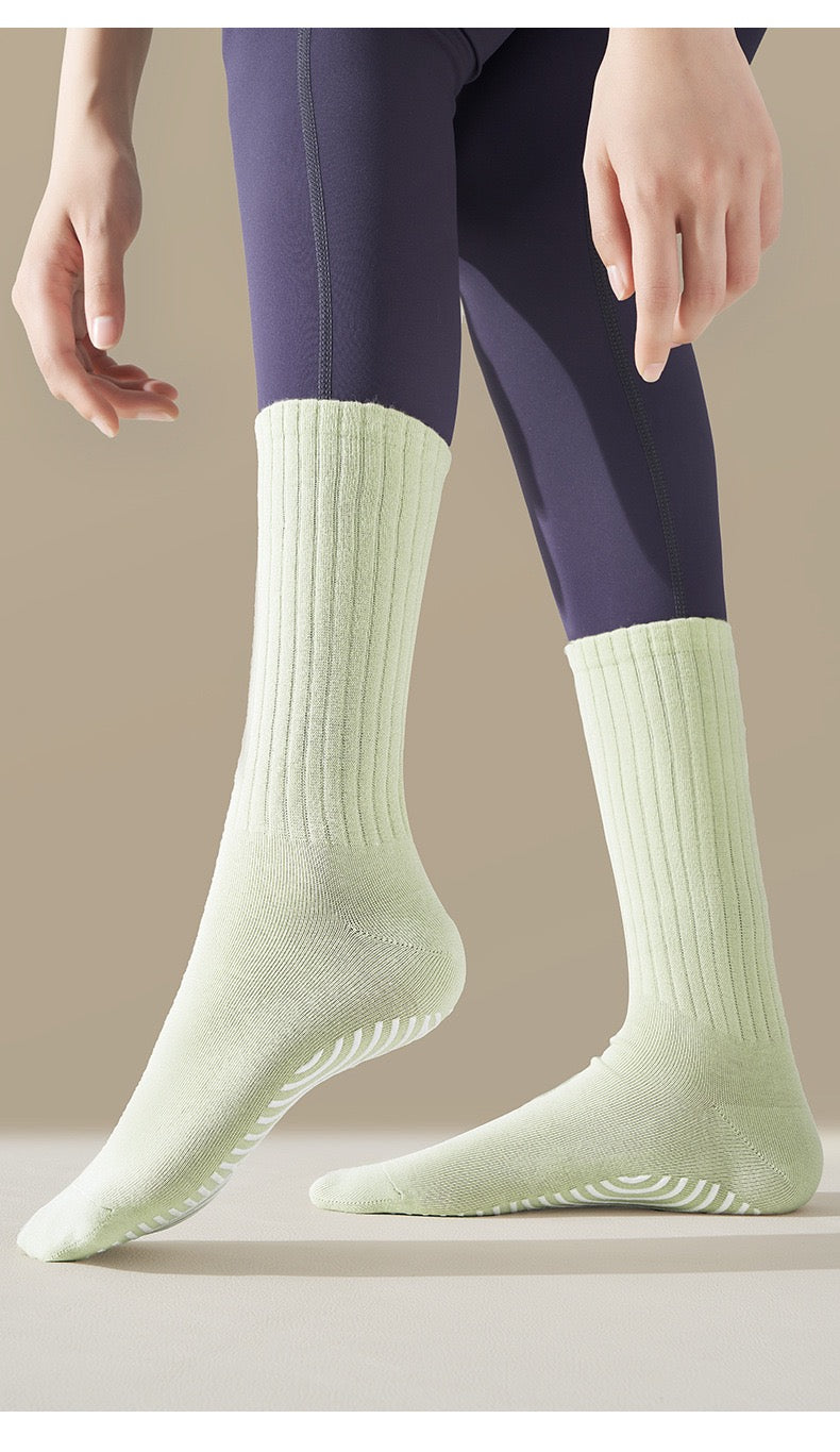 Women’s Yoga Long Socks – Seamless Non-Slip Mid-Calf Grip Socks for Pilates & Fitness, Fresh Colors for Spring & Summer